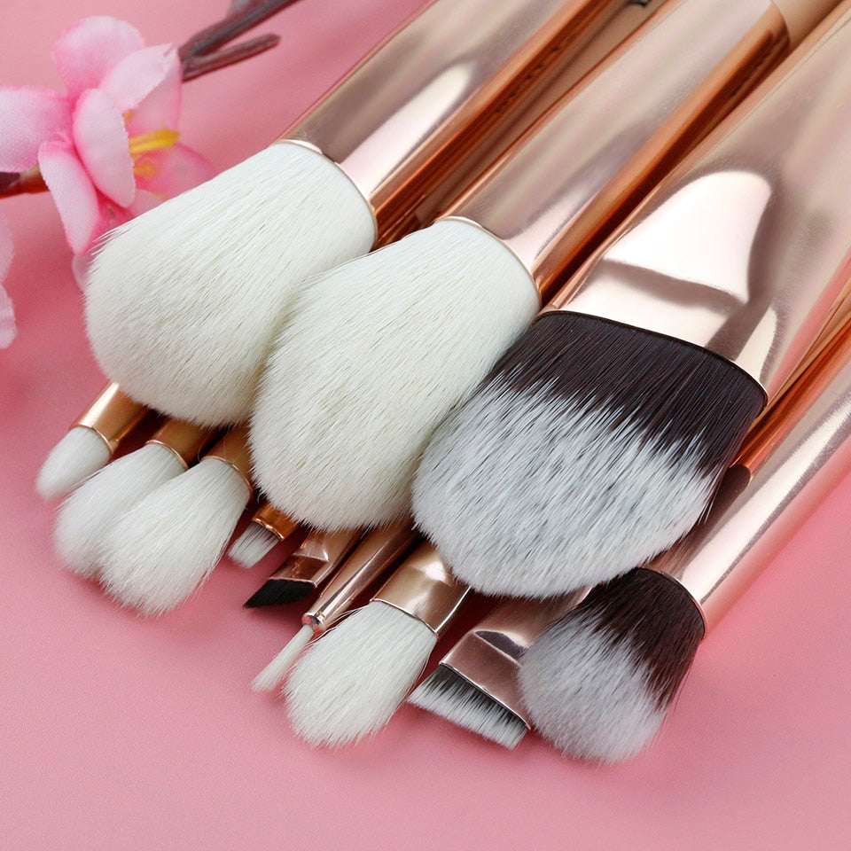 Beyprern Pink 12Pcs Rose Golden Natural Goat Hair Premium Foundation Eye Shadow Blush Powder Highlighter Concealer Makeup Brush Set