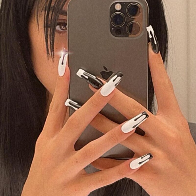 Graduation gifts Dark Punk Cool Girls' Wearable Fake Long  Nails With GLue And Stickers 24pcs/box False Nails With Wearing Tools As Gift